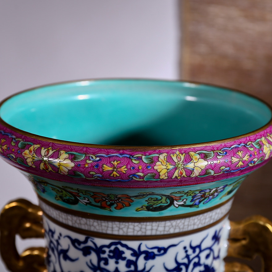 仿清乾隆官窑瓷母尊 江西省工艺美术师