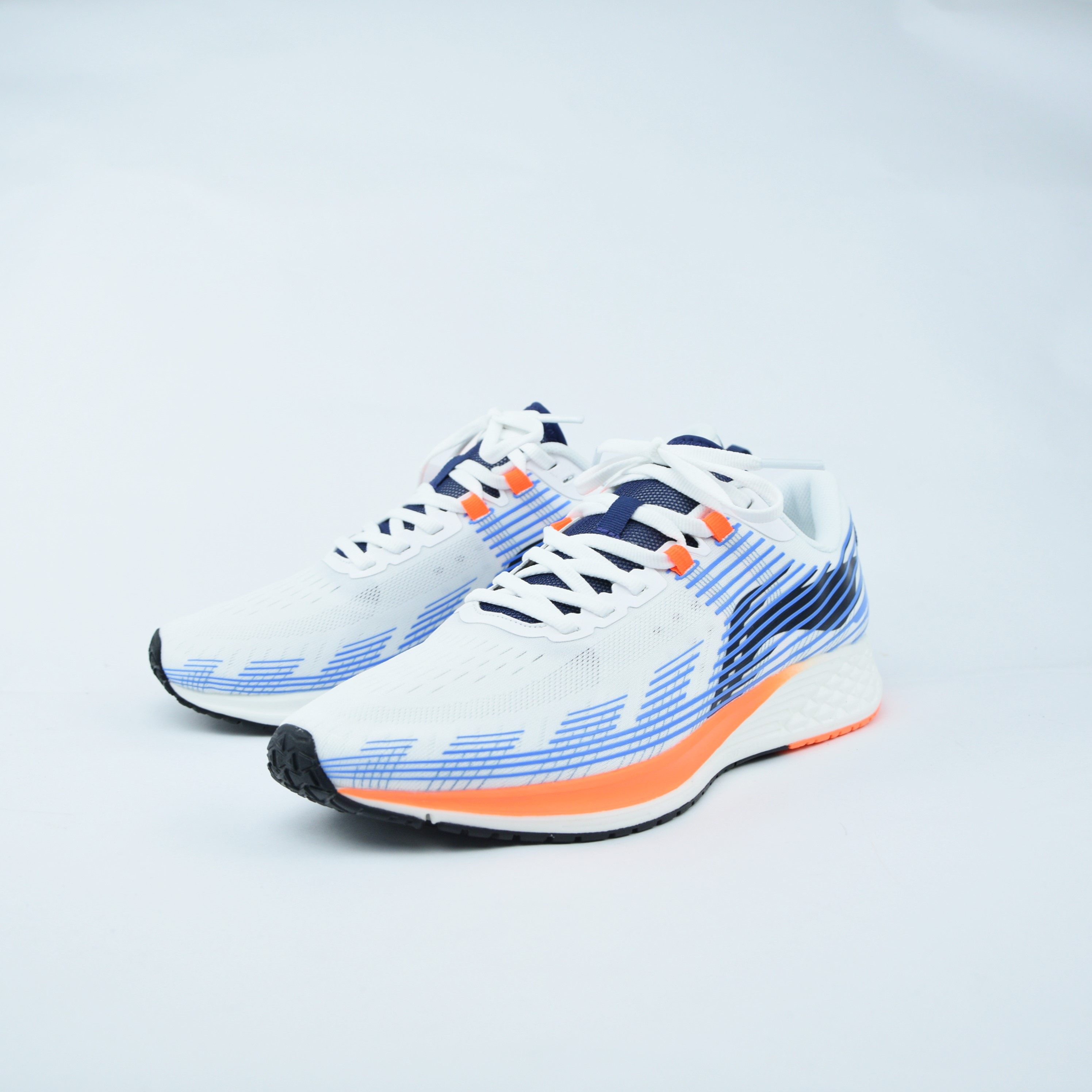 李宁赤兔4男低帮竞速专业跑步鞋冬款透气轻便防滑网面男子运动鞋