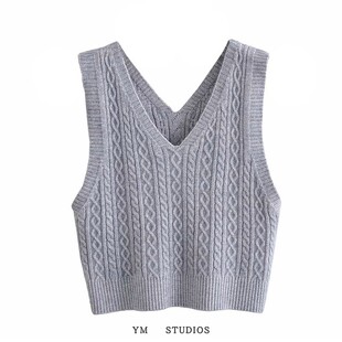 欧美女装 2020秋冬新麻花编织v领短款针织马甲坎肩学生背心外穿