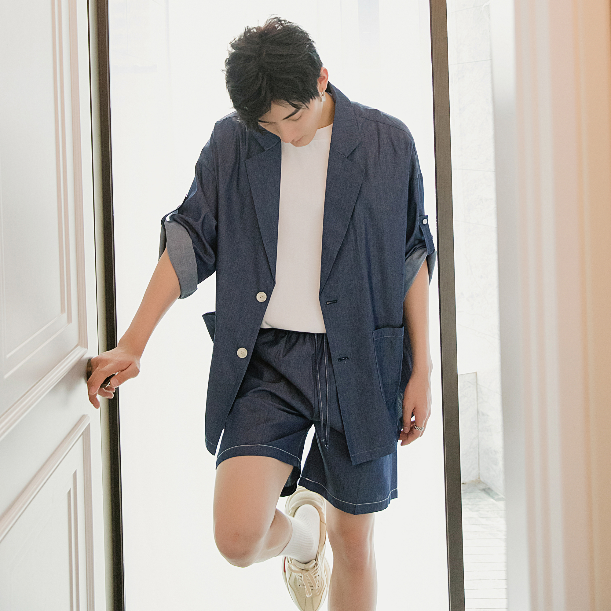 西西里男装夏季薄款西装外套短裤两件套男士宽松休闲西服套装男