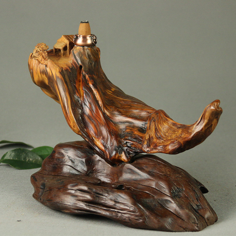 工艺大师郑兴国崖柏摆件《倒流香》