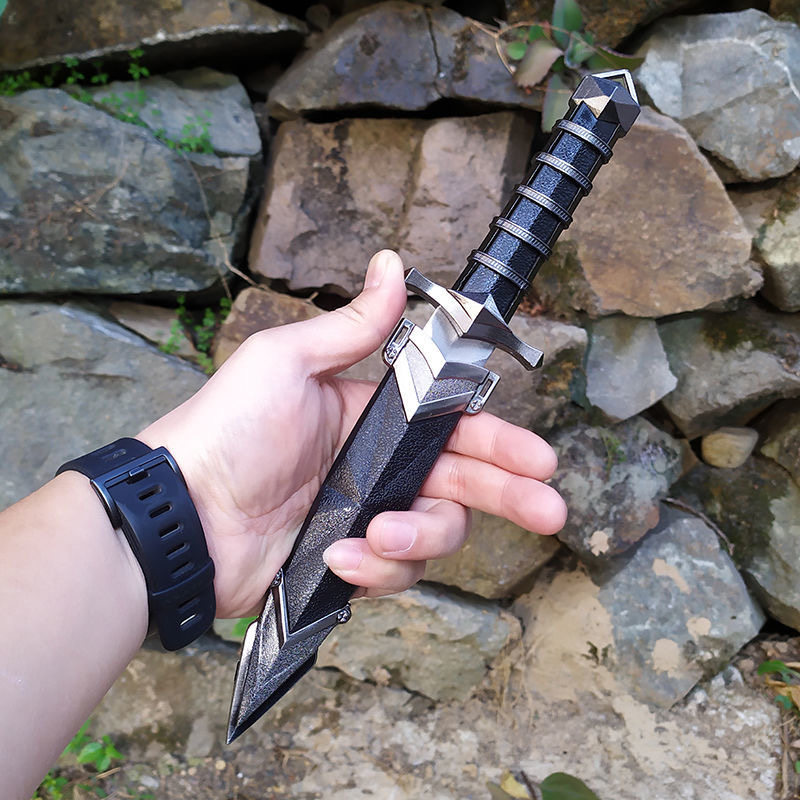 龙泉市不锈钢刀剑防身鲨鱼小短剑户外车载镇宅宝剑送礼小剑未开刃