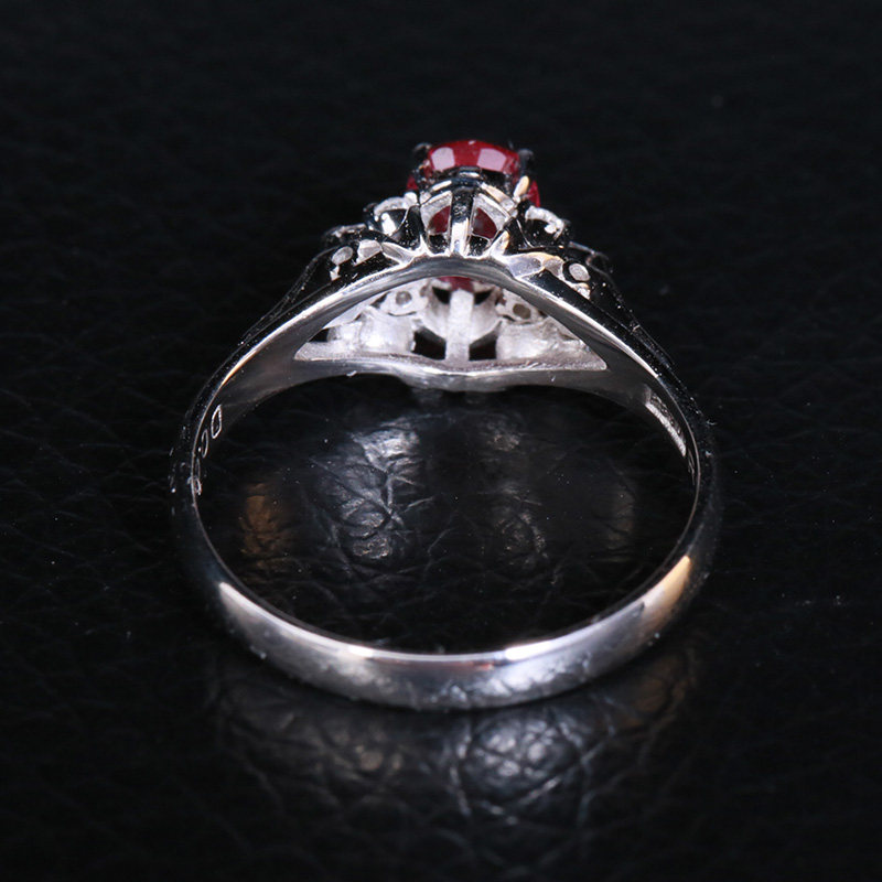 绝美火彩红宝石戒指 pt900铂金镶钻0.08ct a3967