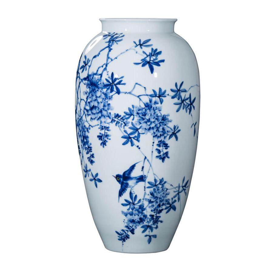 青花紫气东来瓷瓶 景德镇高级陶瓷美术师