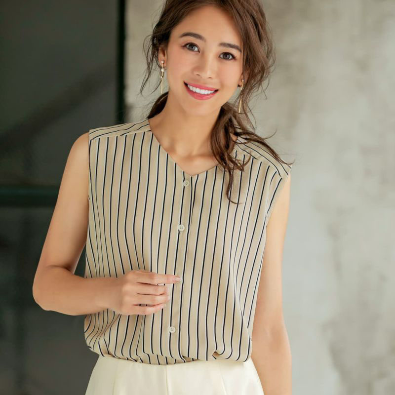 省50元 日本购夏天女士白色短袖衬衫衣女土正式装工作服小v领下天上衣