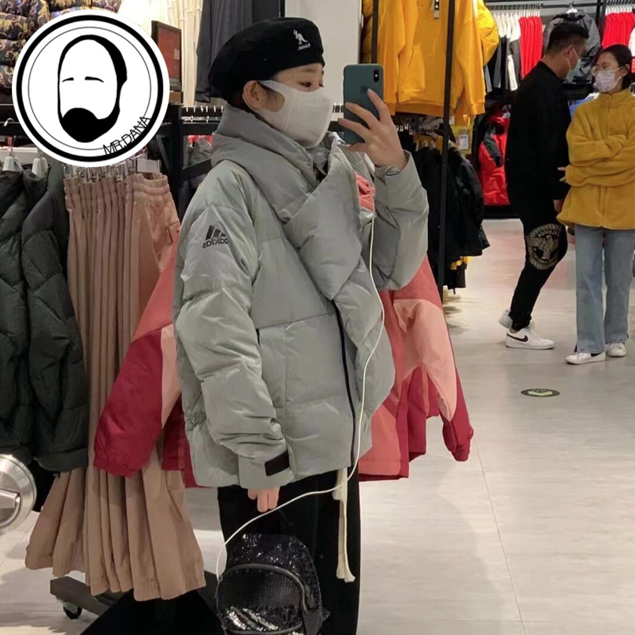 adidas 阿迪达斯lisa同款秋冬休闲羽绒服保暖外套女ft2534 ft2532