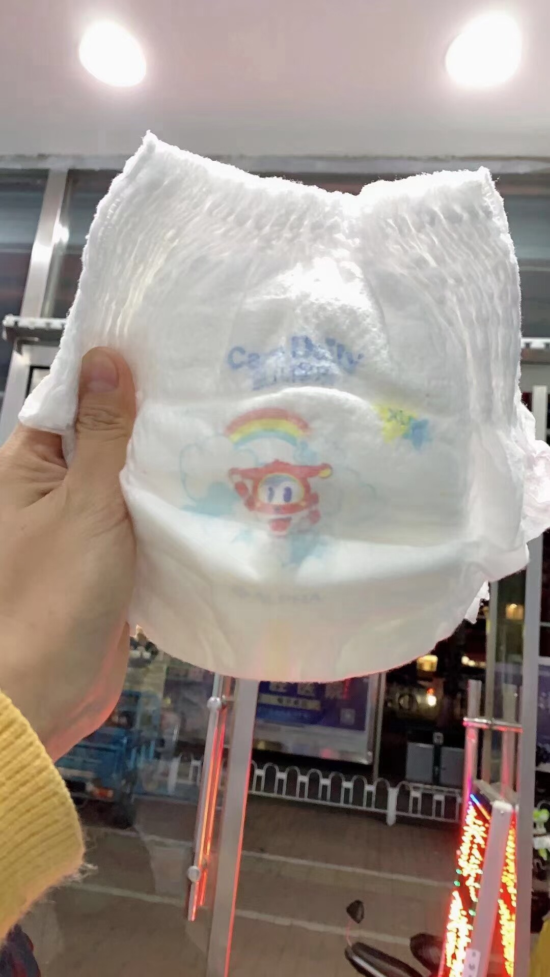 实惠装凯儿得乐小飞侠丝薄丝柔彼得兔一体裤拉拉裤超薄透气50片