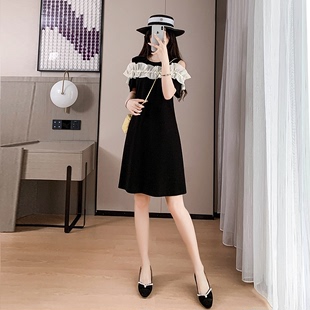 法式黑色连衣裙女2024年夏季新款赫本风小个子显瘦气质露肩小黑裙