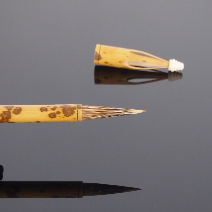 《黑湘妃鸡距笔》 工艺美术大师 宣笔制作技艺泰斗 仇上洋制