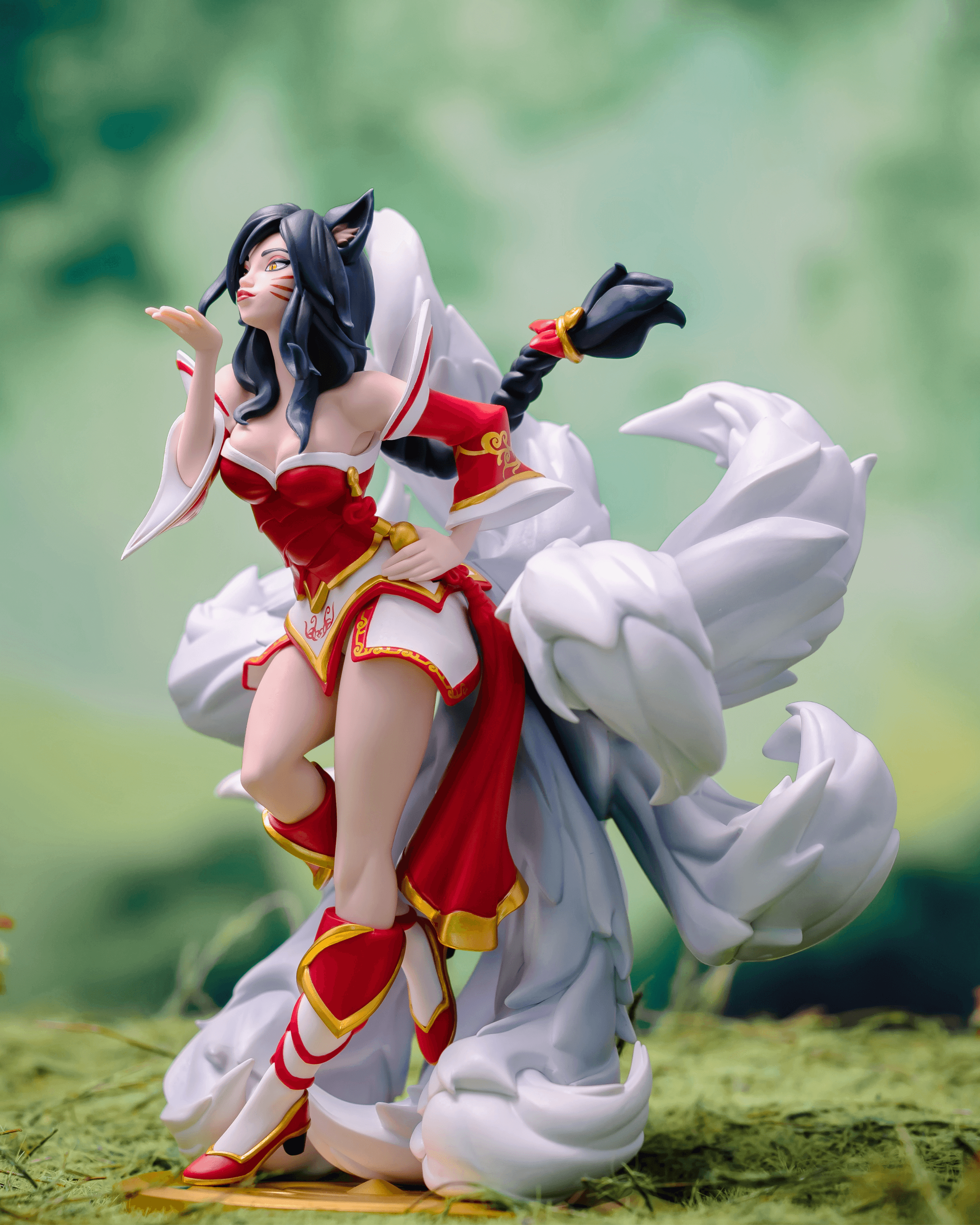 英雄联盟限定中大型手办阿狸现货顺丰包邮