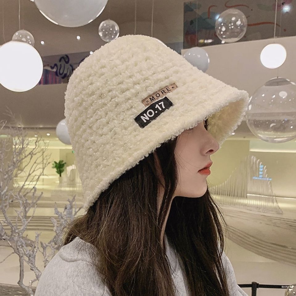 渔夫帽女秋冬季2021年爆新款时尚洋气百搭羊羔毛绒水桶帽子显脸小