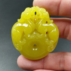 正品天然玉石a货黄岫玉财源滚滚挂件岫玉貔貅吊坠事事平安玉坠