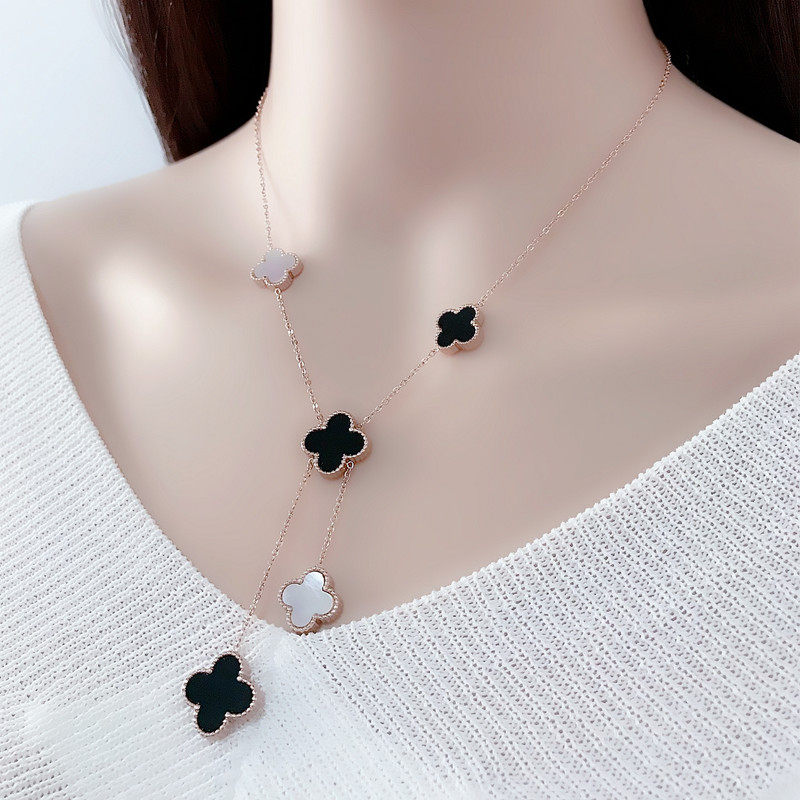 四叶草项链女吊坠钛钢不褪色气质流苏锁骨链小众网红新款毛衣链潮