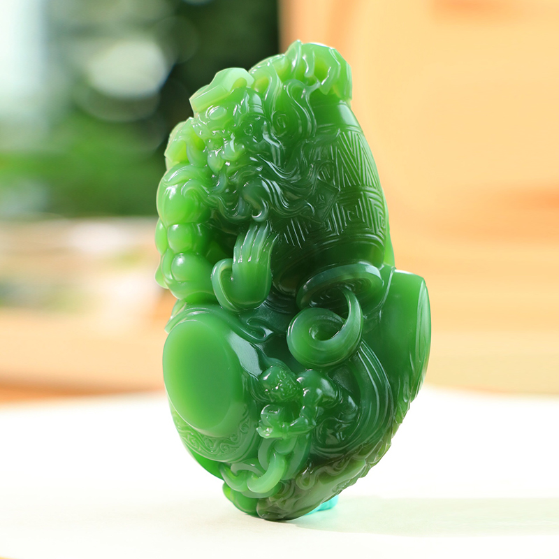 新疆和田玉钟馗捉鬼把玩件天然碧玉手把件玉石文玩带证书243g