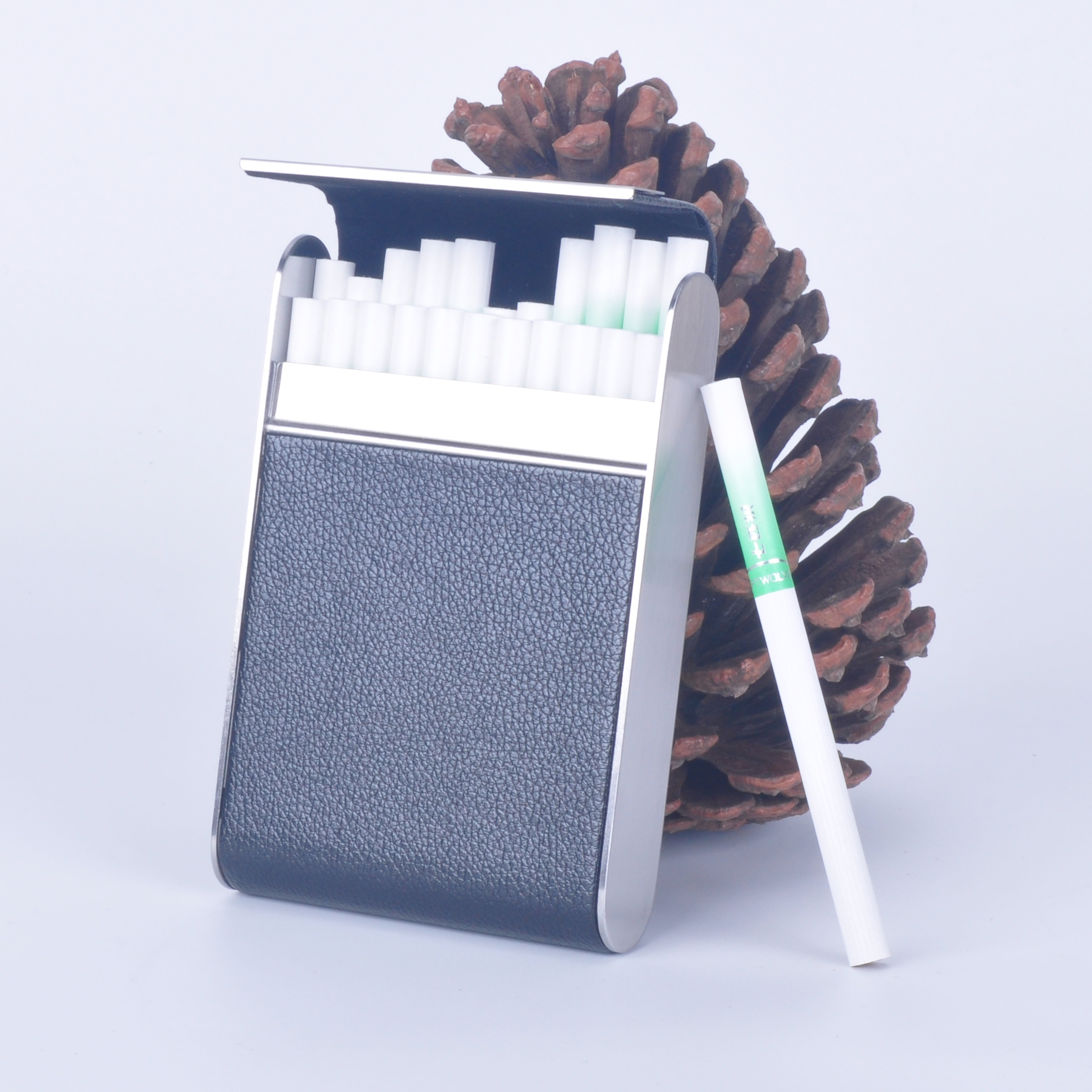 细烟盒20支装 男女士个性创意超薄不锈钢贴皮烟盒翻盖磁铁香於烟