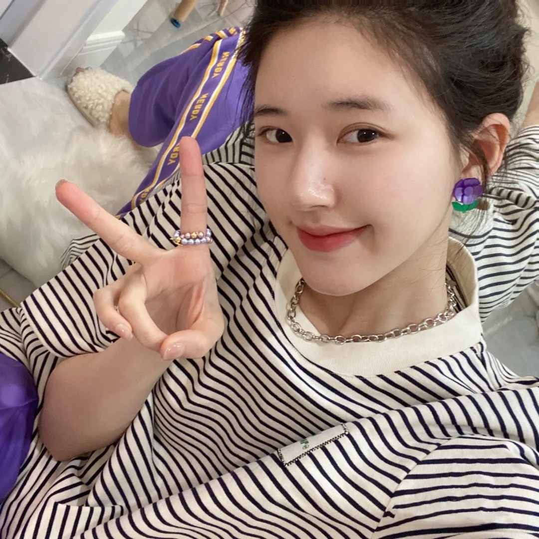 春山饰品sm的优惠券大全—赵露思同款紫色花朵耳钉女韩国设计感夏季