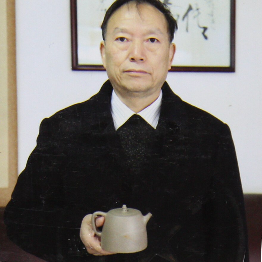 国家级高级工艺美术师 胡敖君 【汉铎壶】 段泥 400cc