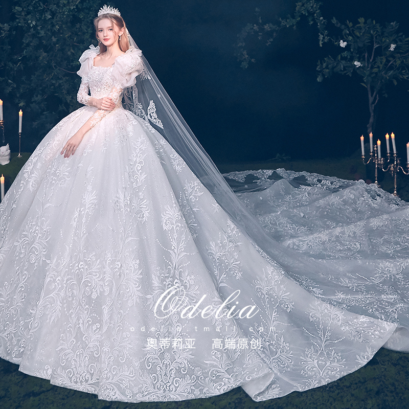 2021新款法式蕾丝方领主婚纱婚礼礼服拖尾宫廷风气质新娘小众设计