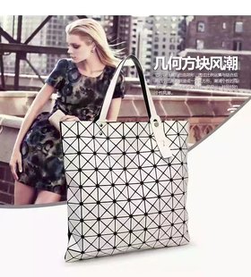 gucci最便宜的包 2020夏季女包日韓新款何菱格包折疊包時尚斜跨包單肩手提女士包 gucci最便宜