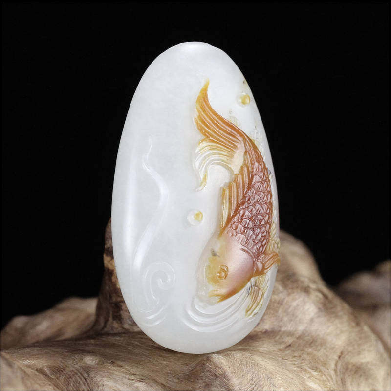 苏州精工 新疆和田黄皮白玉籽料 吉庆有余 金鱼挂件 19.8克