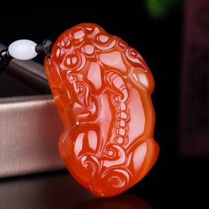 新疆玉和田玉红玉红玛瑙玉貔貅吊坠貔貅挂件项链