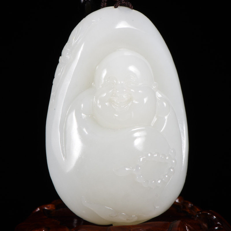 省级玉雕大师王峰作品 和田玉 白玉弥勒佛挂件 124.52克