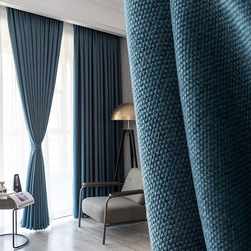 北欧简约现代全遮光窗帘飘窗客厅遮阳布卧室成品隔音2020流行新款