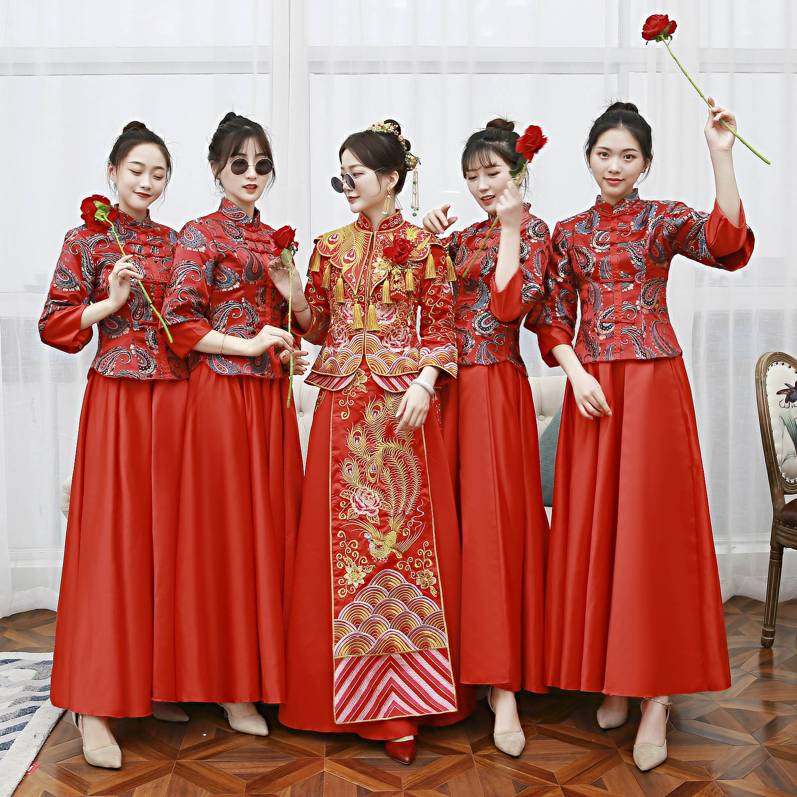 伴娘服2024新款春秋中式结婚礼服红绿色显瘦修身中国风姐妹团复古