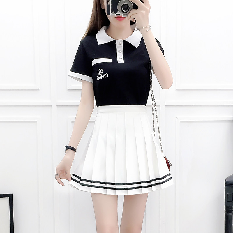学院风套装女夏2018新款时尚潮俏皮显瘦减龄时髦网红两件套装短裙