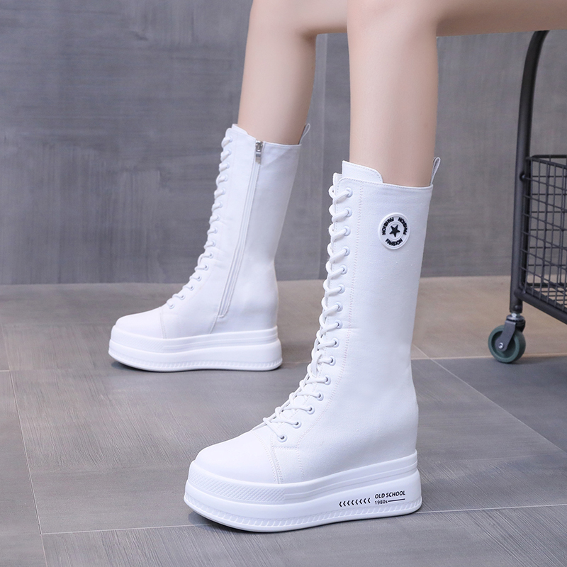 白色马丁靴女内增高小个子