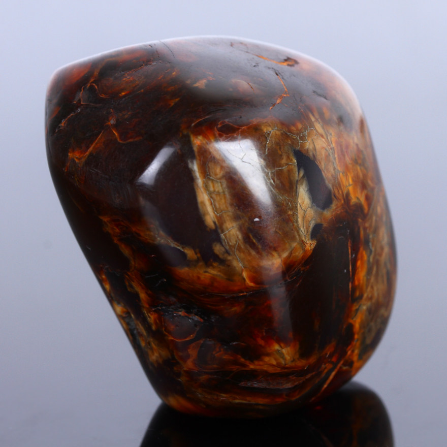 89.23克 稀有根珀琥珀原石 强荧光