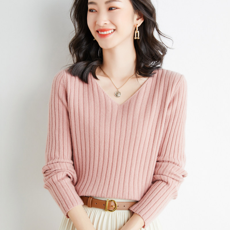 2021新款秋冬季v领羊毛衫女士竖条宽松百搭针织毛衣女内搭打底衫