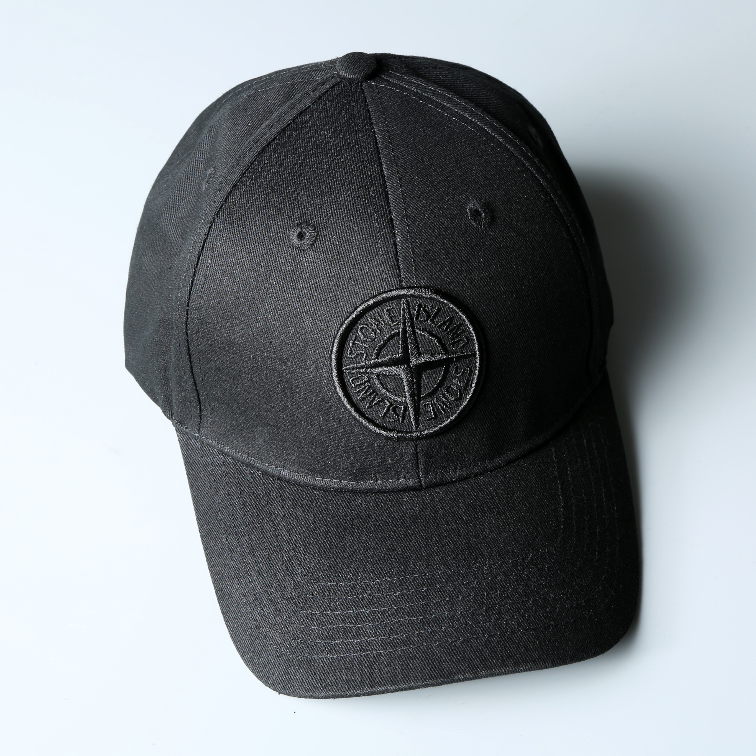 In stock 18FW black/white hat 086in the Accessories/Leather belt/Hat/Muffler , Hat category - from Buy2taobao.com to provide professional Taobao agent buy service