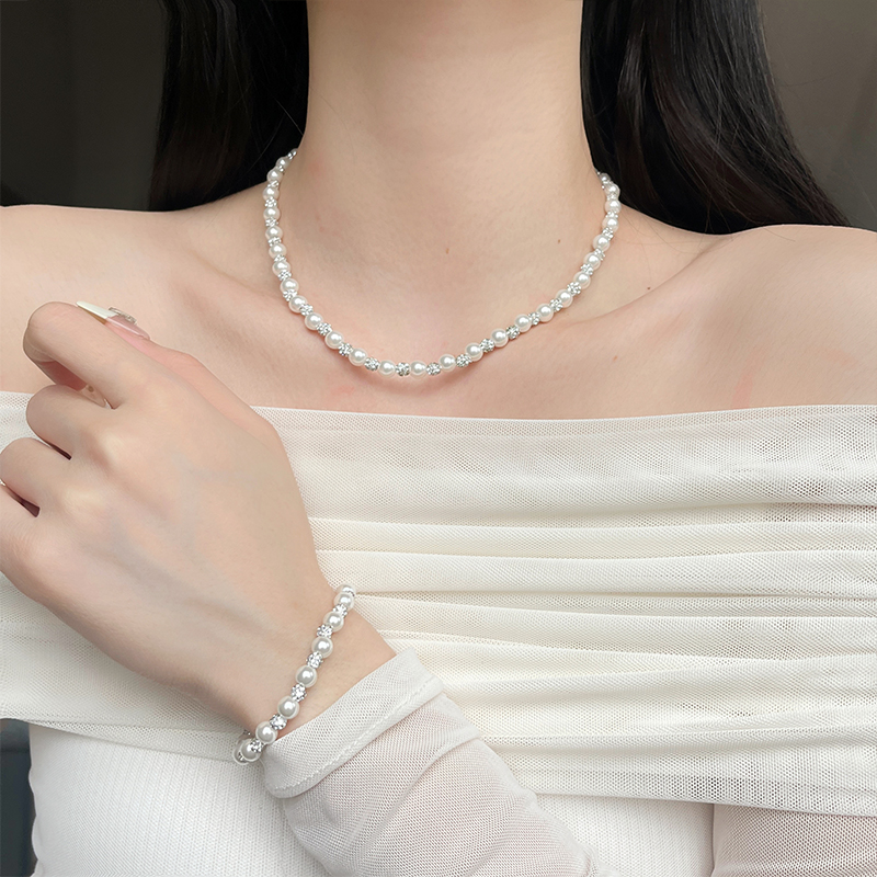 UNBEATEN轻奢珍珠锆石串珠项