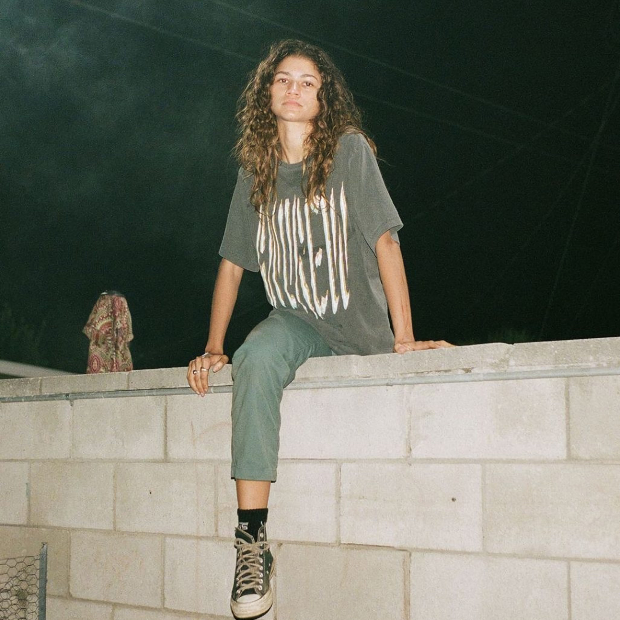 euphoria亢奋第二季周边rue美剧jules同款短袖t恤赞达亚服装穿搭