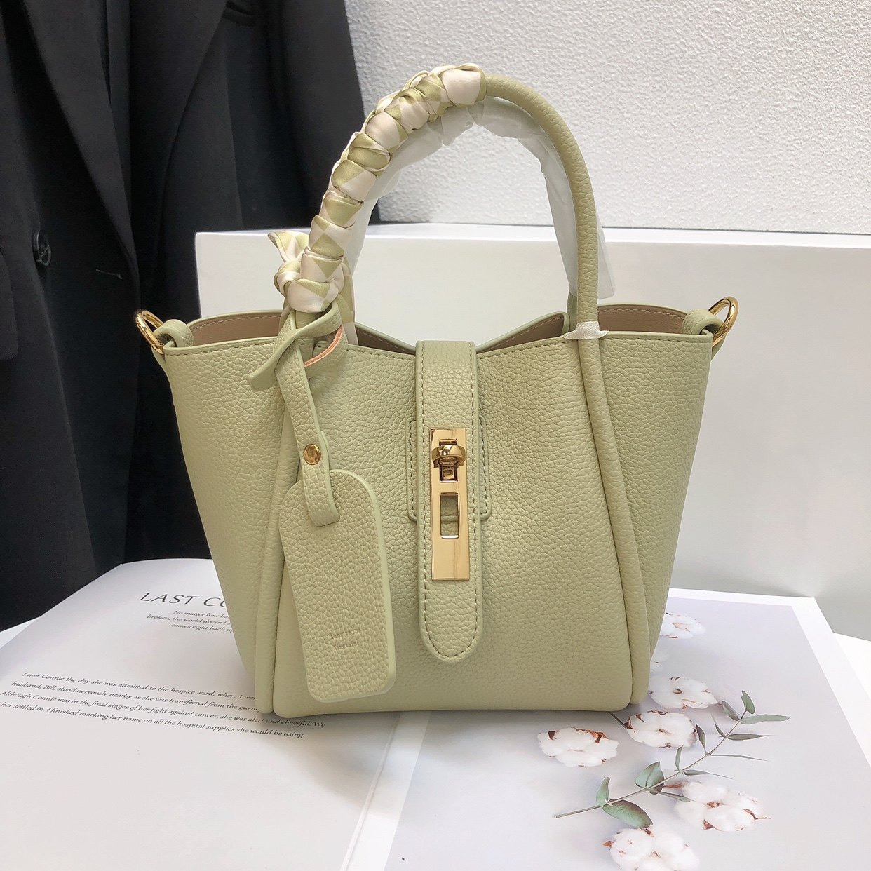 康泰娜女包正品商场同款2023夏纯色韩系手提包时尚轻奢单肩斜挎包