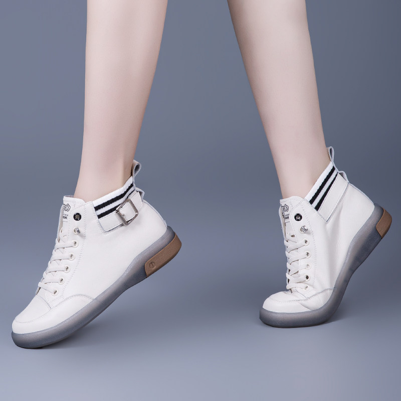 高帮女鞋2021新款小白鞋春款真皮短靴2022年鞋子休闲棉鞋加绒爆款