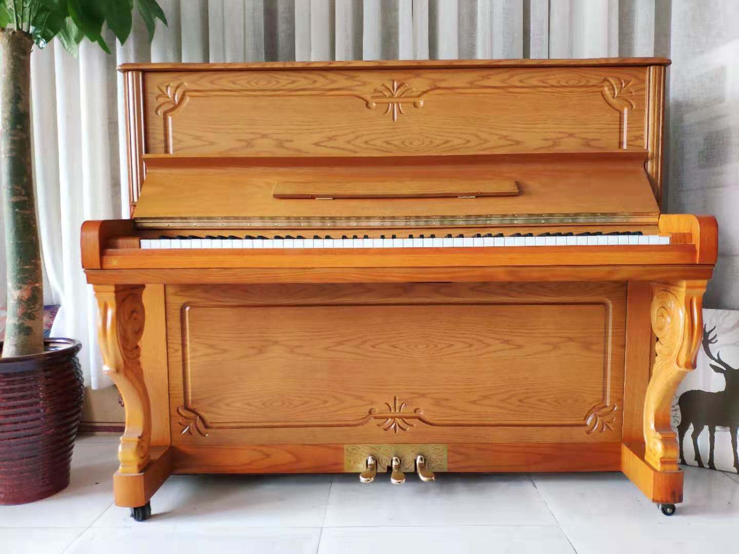 一折二手钢琴英昌