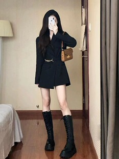 LILY  MOST高级设计感黑色小西装外套女2023秋季气质收腰西服上衣