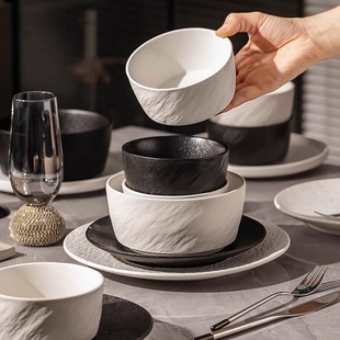 黑白色高级感陶瓷碗碟套装家用岩纹轻奢风釉下彩餐具碗盘自选全套