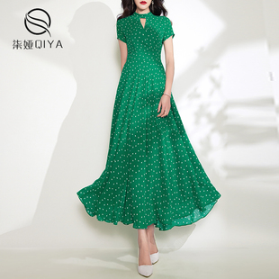 法式雪纺连衣裙女夏季2024新款气质减龄高级感复古波点绿色长裙子