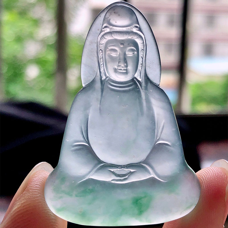 七小匠天然缅甸老坑a货玉石雕刻冰种飘绿自在观音菩萨翡翠吊坠男