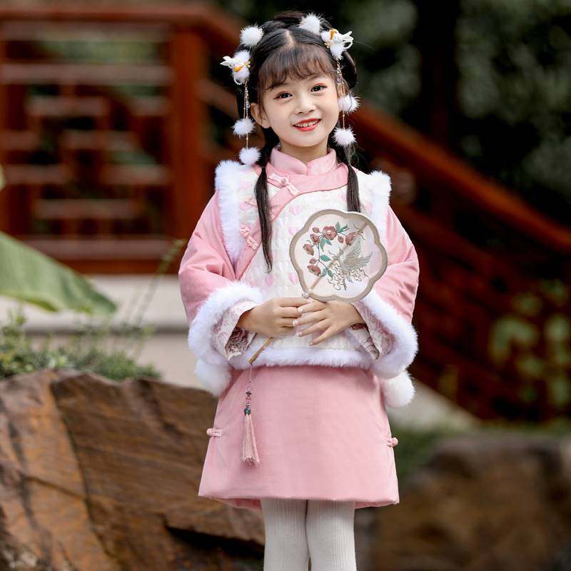 冬装女童旗袍加厚唐装中国古风改良汉服爱心马甲格格服儿童拜年服