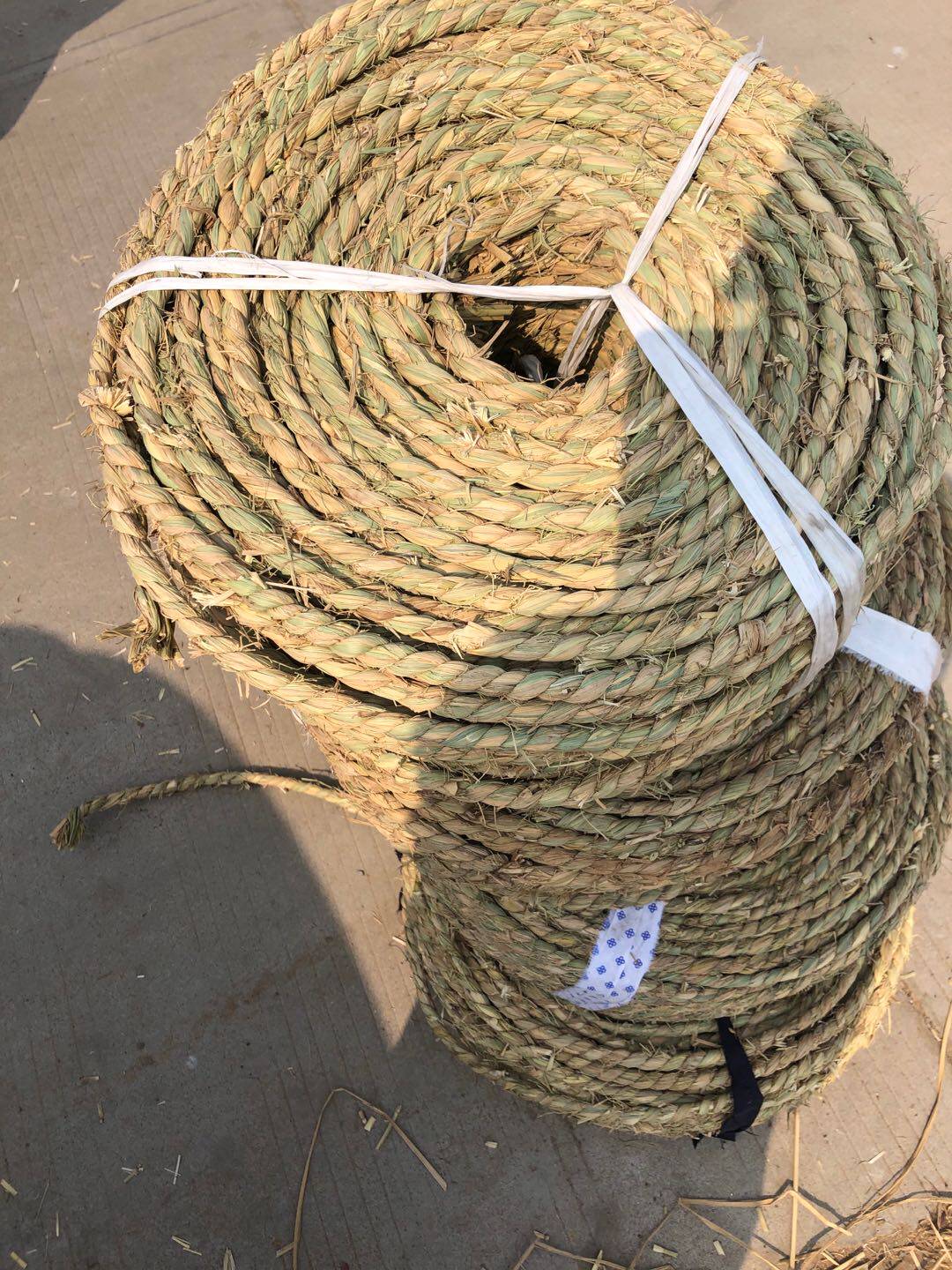 稻草绳 草绳园林花木移栽捆绑树木草绳子防寒保暖包扎树木布手工