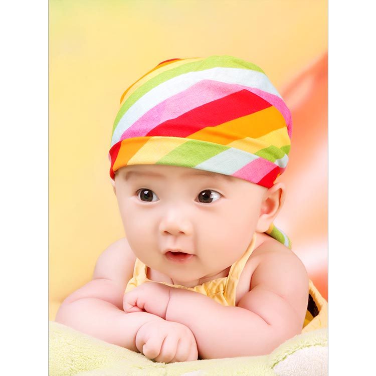 宝宝照片海报好看备孕可爱漂亮大眼睛的背景墙画早胎教婴儿贴画