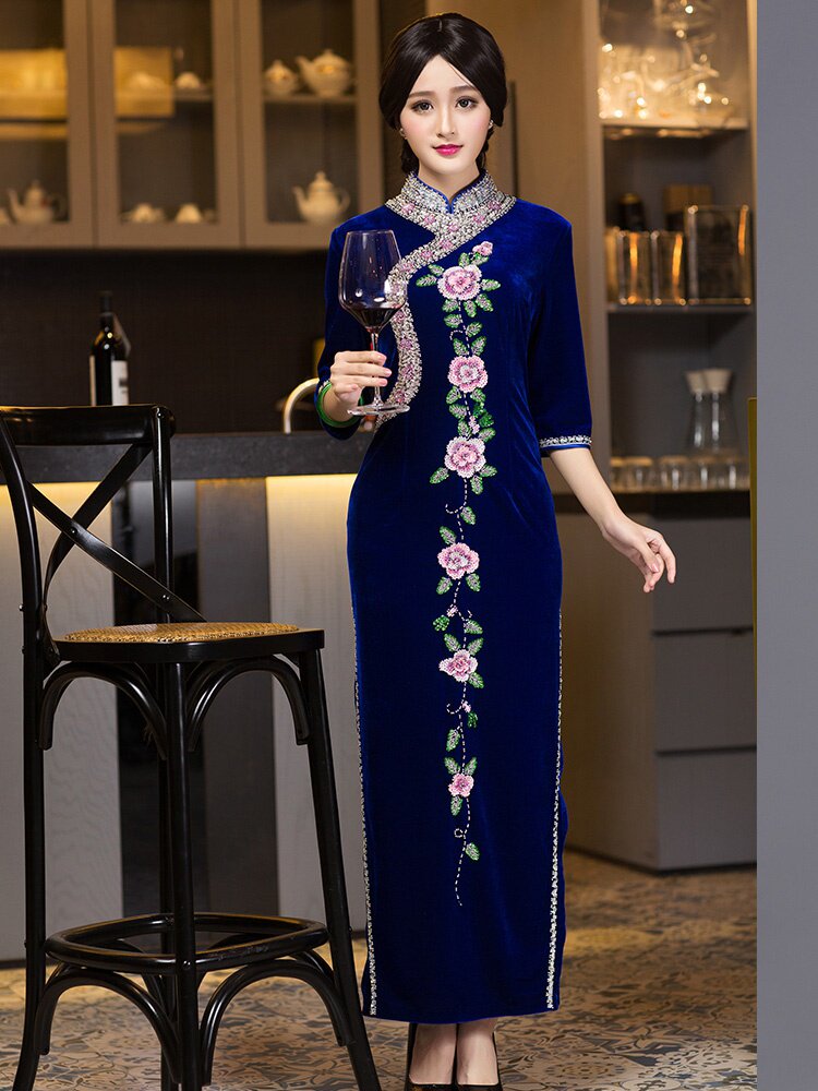 高档高档妈妈旗袍连衣裙 时尚qipao婚礼妈妈装旗袍长款金丝绒钉珠