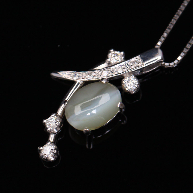214ct金绿猫眼石吊坠 18k金 配钻0.17ct xh661