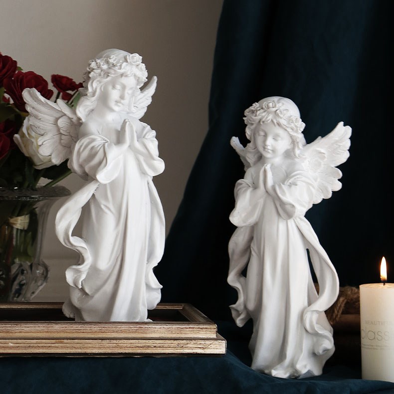 天使雕像书图片