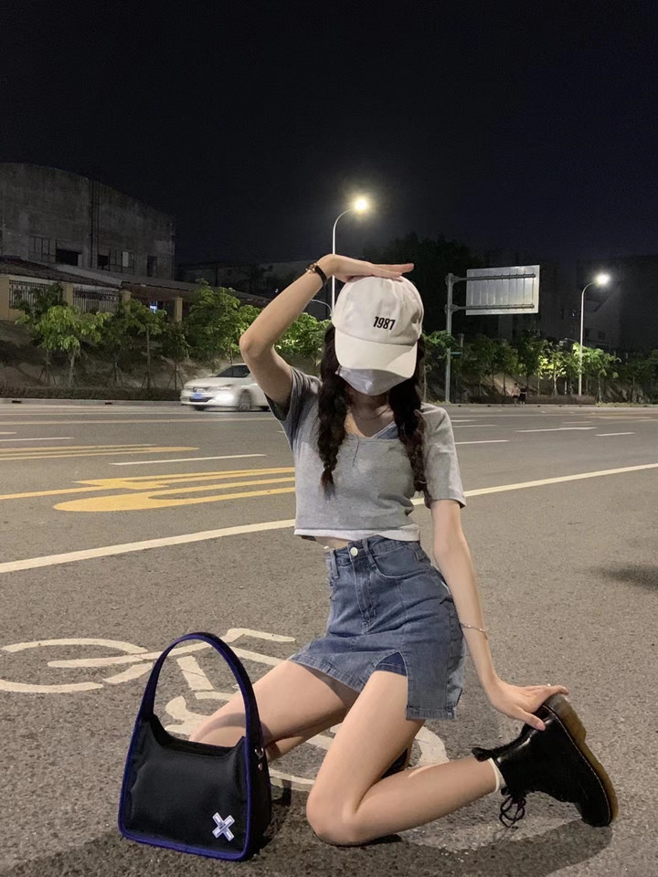 夏季可盐可甜酷盐系穿搭小个子炸街辣妹设计感上衣短裙两件套装女