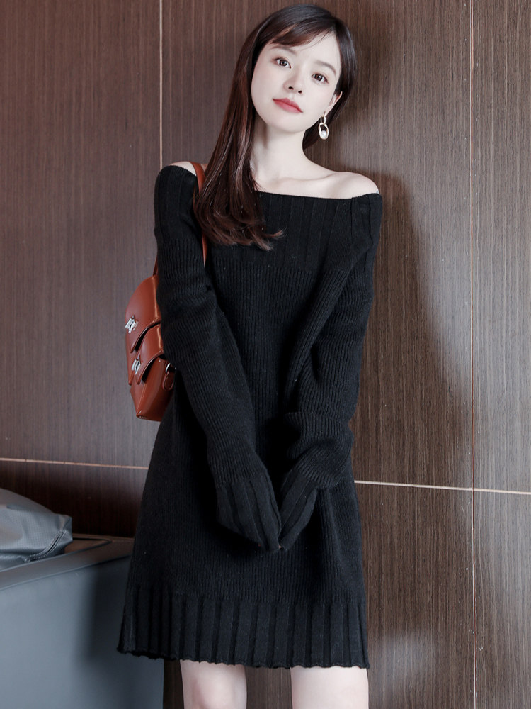 黑色露肩毛衣女中长款一字领性感宽松外穿上衣慵懒漏肩针织打底衫